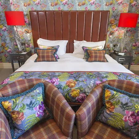 Storrs Hall (adults Only) 5*