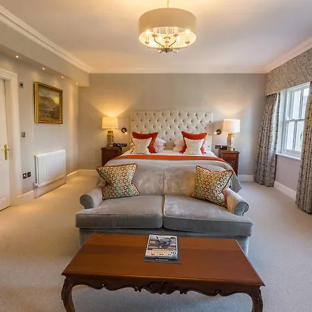 Storrs Hall (adults Only) 5*