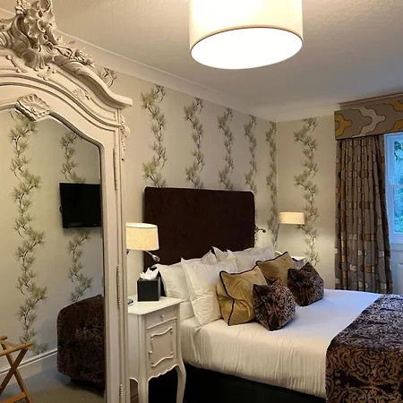 Storrs Hall (adults Only) 5*